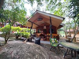 Bamboo River House Kaeng Krachan