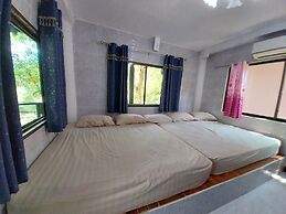 Bamboo River House Kaeng Krachan