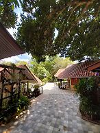 Bamboo River House Kaeng Krachan