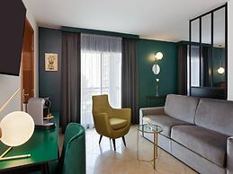Junior Suite in Cannes for 4 Guests