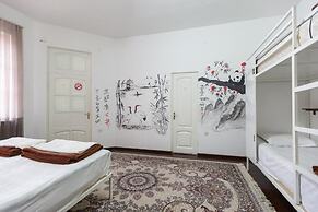 Light Hostel