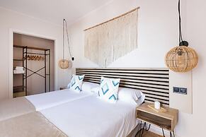 SES VELES IBIZA HOUSE