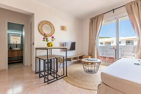SES VELES IBIZA HOUSE
