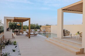 Sokratis LocoLux Villas & Suites