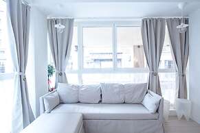 Marconi Apartments