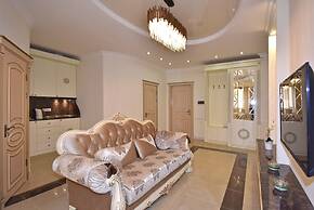 Apartments by Luxe Group AM422