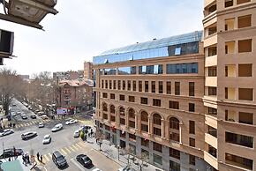 Apartments by Luxe Group AM422