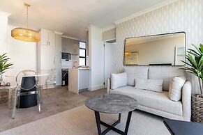 Modern 1 bed Table Mountain View Hideaway