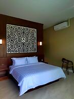 Song View Pool Villa