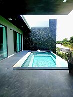 Song View Pool Villa
