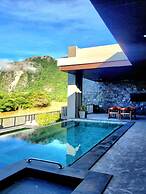 Song View Pool Villa