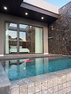 Song View Pool Villa