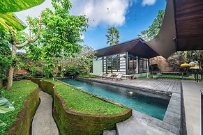Twin House Ubud by Betterplace