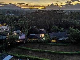 Twin House Ubud by Betterplace