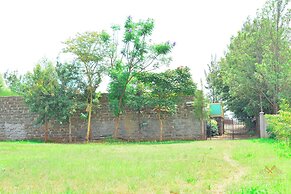 Ole Polos Resort Mogotio