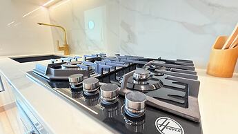 Premium Studio In Jvc Bazr