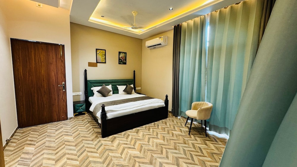 Hotel Hari leela fort view palace