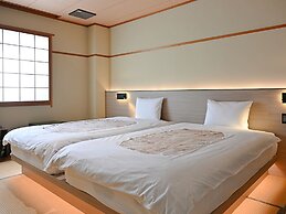 Komakusa Hotel