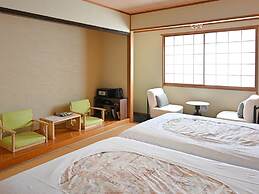 Komakusa Hotel