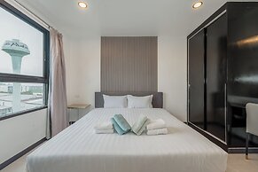 1BR Condo Pool Gym Near Beach C237
