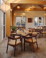 Himalayan Hideaway Resort Pokhara, The Centara Collection