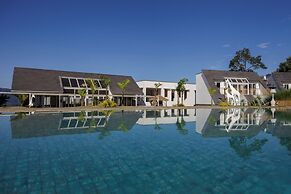 Himalayan Hideaway Resort Pokhara, The Centara Collection
