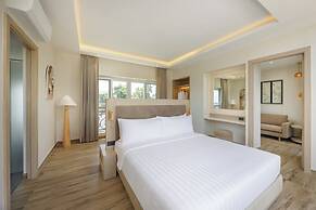 Himalayan Hideaway Resort Pokhara, The Centara Collection