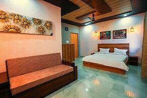 Pahadi Aangan BoutiqueVilla By Shivaneel