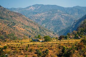 Pahadi Aangan BoutiqueVilla By Shivaneel