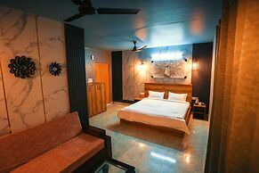 Pahadi Aangan BoutiqueVilla By Shivaneel