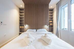 Stunning Design 1BR  Secret Garden