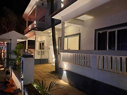Apricot Inn