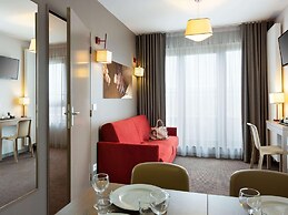 Apartment Near Geneva With Parking