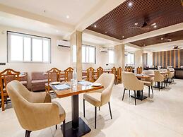Palette Hotel Pune, Midc Chinchwad