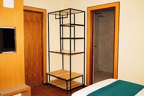 Marlo Hotels