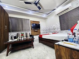 Anandaloke Residency