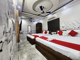 Anandaloke Residency