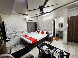 Anandaloke Residency