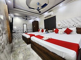 Anandaloke Residency