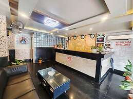 Anandaloke Residency