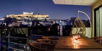 Thea Acropolis Suites & Apartments