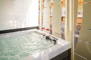 Thea Acropolis Suites & Apartments