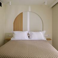 Thea Acropolis Suites & Apartments
