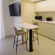 Thea Acropolis Suites & Apartments