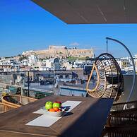 Thea Acropolis Suites & Apartments