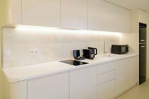 Thea Acropolis Suites & Apartments
