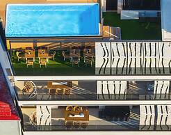 Thea Acropolis Suites & Apartments