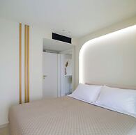 Thea Acropolis Suites & Apartments