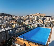 Thea Acropolis Suites & Apartments