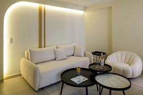 Thea Acropolis Suites & Apartments